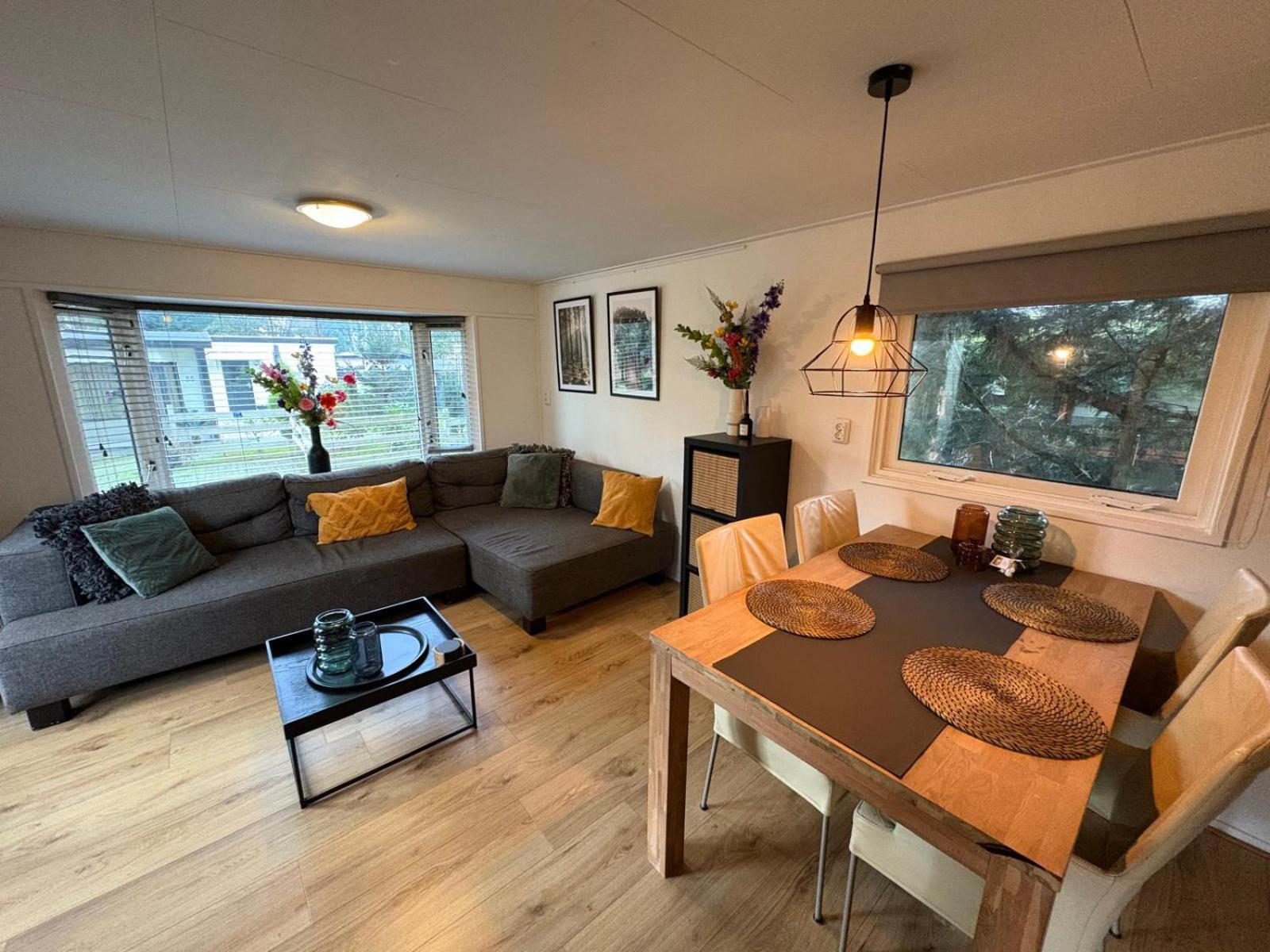 Heerlijk Chalet Midden In De Natuur Putten Exteriör bild
